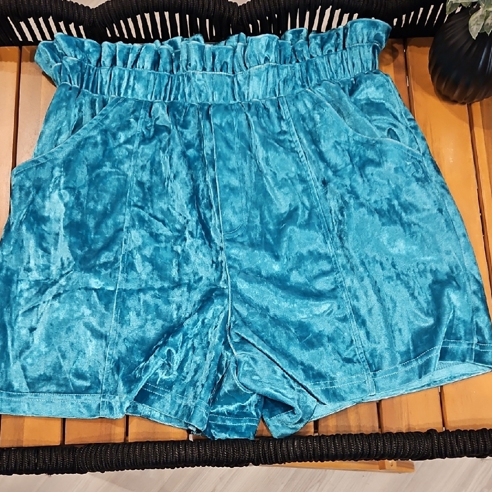High Waist Blue Velvet Shorts